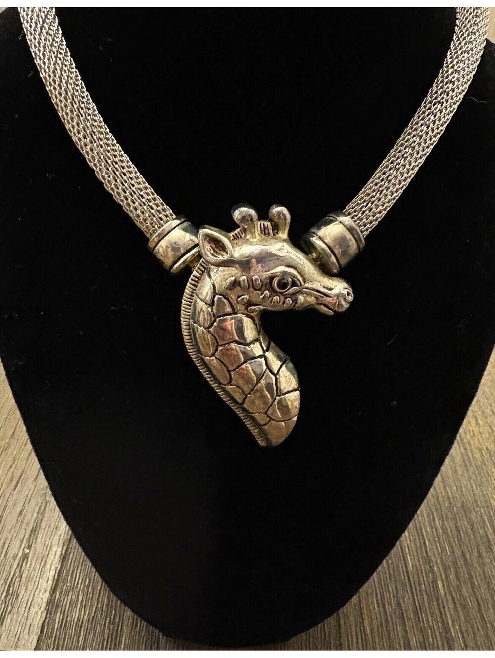 Vintage Silver Tone Giraffe mesh Metal Necklace